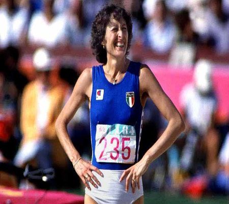Record Mondiale Salto In Alto : record mondiale salto in alto | Sport blog : Ha battuto il record mondiale del salto in alto he beat the world record for the high jump.