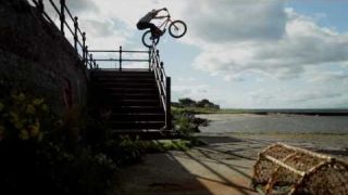 Danny MacAskill - "Way Back Home"